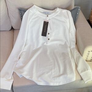 Women's White Waffle Weave Long Sleeve Top NWT